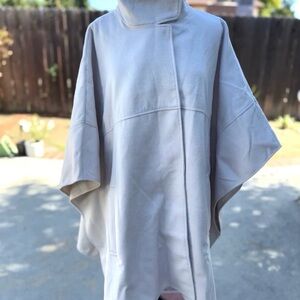 H&M Wool Cream Poncho Coat– Size XL/XXL NEW Without Tag